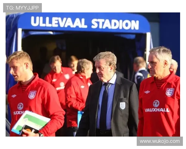 克洛普将执教利物浦传奇队对阵多特传奇队慈善赛